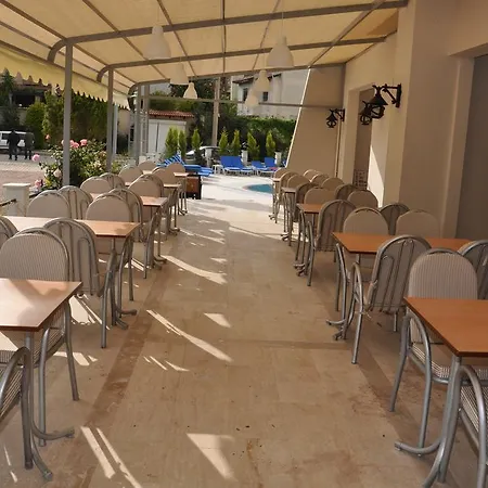 Blue Park Hotel 3*