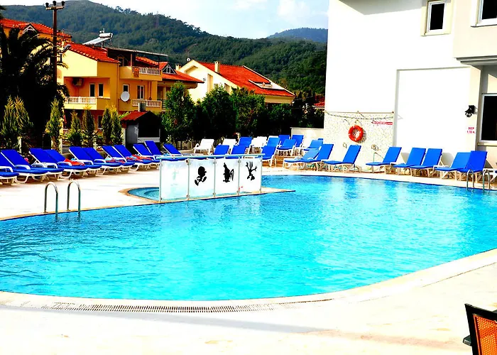 ホテル Blue Park 3*